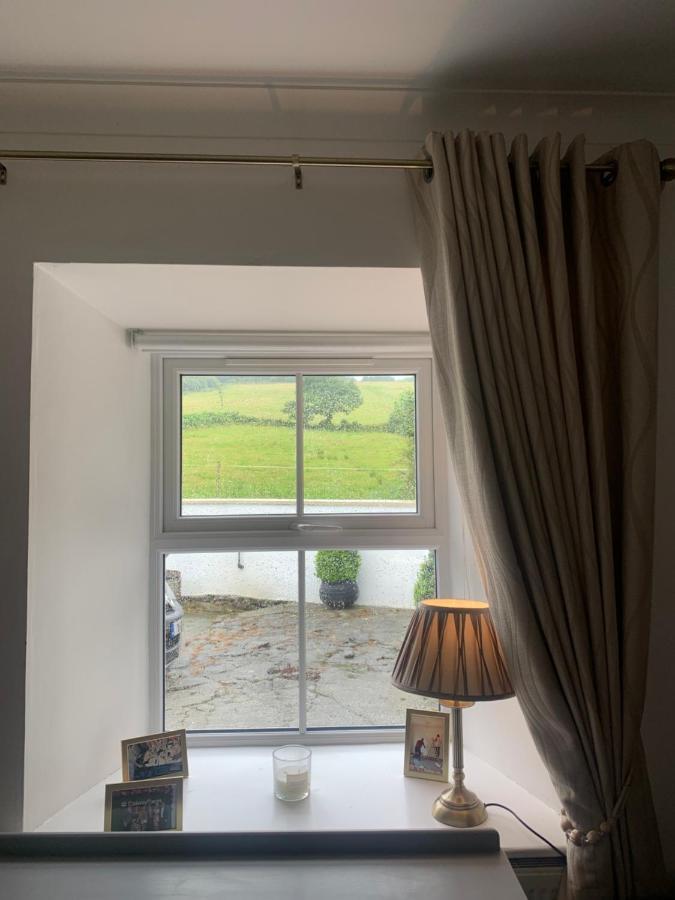 Toms Cottage Longford Exterior photo